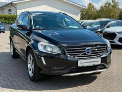 Schwarz Gebraucht 2017 Volvo XC60 Momentum SUV | 17.490 € (Superpreis)