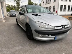 Silber Gebraucht 2003 Peugeot 206 Kleinwagen | 1.100 € (Fairer Preis)