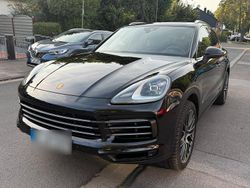 Schwarz Gebraucht 2017 Porsche Cayenne Sport SUV | 44.500 € (Etwas zu teuer)