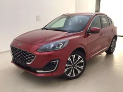 Rot Gebraucht 2024 Ford Kuga Vignale SUV | 29.990 € (Guter Preis)