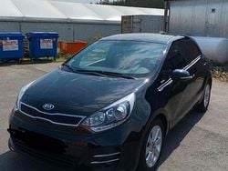 Schwarz Gebraucht 2017 Kia Rio Limousine | 7.690 € (Superpreis)