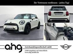 Weiß Gebraucht 2022 Mini ONE Classic Kleinwagen | 20.930 € (Etwas zu teuer)
