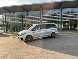 Silber Gebraucht 2022 Mercedes V300 AMG line Van / Kleinbus | 59.500 € (Guter Preis)