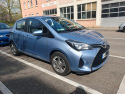 Blau Gebraucht 2015 Toyota Yaris Comfort Kleinwagen | 8.900 € (Fairer Preis)