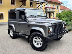 Grau Gebraucht 2009 Land Rover Defender SE SUV | 20.700 €