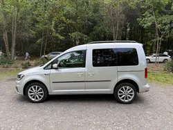Silber Gebraucht 2019 VW Caddy Van / Kleinbus | 12.400 € (Fairer Preis)