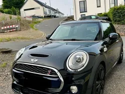 Schwarz Gebraucht 2017 Mini Cooper S Sport Kleinwagen | 15.500 € (Guter Preis)