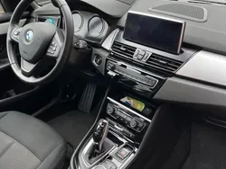 Schwarz Gebraucht 2021 BMW 218 Gran Tourer Advantage Van / Kleinbus | 20.800 € (Fairer Preis)
