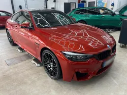 Orange Gebraucht 2018 BMW M4 Competition Edition Coupé | 69.000 € (Teuer)