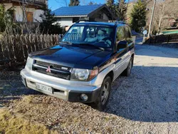 Schwarz Gebraucht 2000 Mitsubishi Pajero SUV | 5.200 € (Etwas zu teuer)