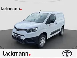Weiss Gebraucht 2023 Toyota Proace City Van | 32.990 € (Teuer)