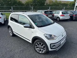 Weiß Gebraucht 2014 VW cross up! Kleinwagen | 7.990 € (Fairer Preis)