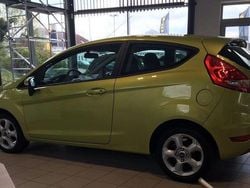 Grün Gebraucht 2011 Ford Fiesta Trend Limousine | 4.300 € (Fairer Preis)