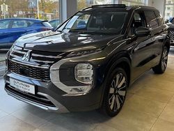 Grau Neu 2025 Mitsubishi Outlander P-HEV Top SUV | 57.990 € (Teuer)