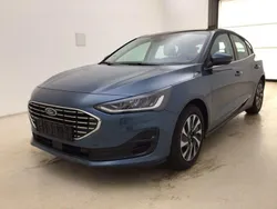 Blau Gebraucht 2024 Ford Focus Titanium Limousine | 24.990 € (Guter Preis)