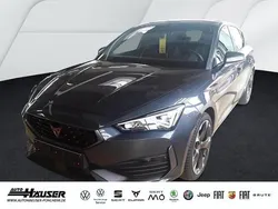 Grau Gebraucht 2024 Cupra Leon Limousine | 31.485 € (Fairer Preis)