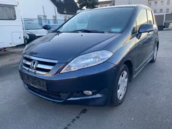 Sparkle gray p. Gebraucht 2006 Honda FR-V Comfort Van / Kleinbus | 2.500 € (Fairer Preis)