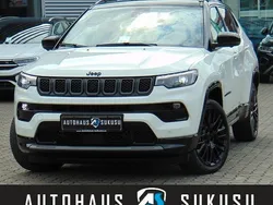 Weiß Gebraucht 2023 Jeep Compass SUV | 26.990 € (Guter Preis)