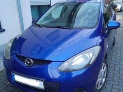Blau Gebraucht 2009 Mazda 2 Limousine | 3.500 € (Etwas zu teuer)