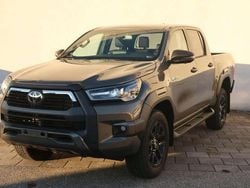 Bronze metallic Neu 2025 Toyota HiLux Abholung | 61.890 € (Etwas zu teuer)
