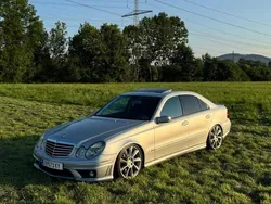 Silber Gebraucht 2003 Mercedes E500 AMG Limousine | 13.492 €