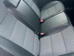 Silber Gebraucht 2007 Mercedes 200 Limousine | 6.200 €