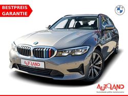 Grau Gebraucht 2021 BMW 318 Advantage Kombi | 24.950 € (Etwas zu teuer)