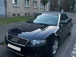 Blau Gebraucht 2002 Audi A4 Cabriolet Comfort Cabrio | 3.400 € (Fairer Preis)