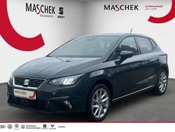Fjord blau Neu 2025 Seat Ibiza FR Limousine | 23.900 € (Guter Preis)