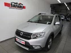 Silber Gebraucht 2017 Dacia Sandero Prestige Kleinwagen | 8.990 € (Fairer Preis)