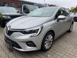 Silber Gebraucht 2021 Renault Clio V Intens Limousine | 11.900 € (Superpreis)