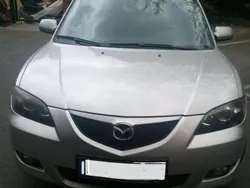 Silber metallic Gebraucht 2004 Mazda 3 Limousine | 4.000 € (Teuer)