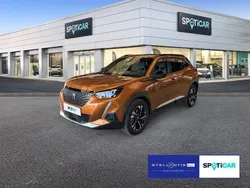 Orange Gebraucht 2023 Peugeot 2008 Allure SUV | 19.690 € (Fairer Preis)