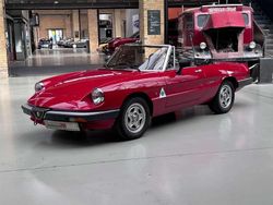 Rot Gebraucht 1989 Alfa Romeo Spider Cabrio | 17.500 €
