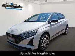 Lumen grey/ phantom black / mi Neu 2024 Hyundai i20 Prime Kleinwagen | 21.990 € (Guter Preis)