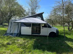 Weiß Gebraucht 2012 VW T5 Van | 20.000 €