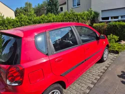 Rot Gebraucht 2005 Chevrolet Kalos Limousine | 2.000 € (Etwas zu teuer)