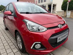 Rot Gebraucht 2016 Hyundai i10 Style Kleinwagen | 8.790 € (Guter Preis)