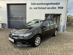 Schwarz Gebraucht 2016 Toyota Auris Sport Limousine | 10.900 € (Fairer Preis)