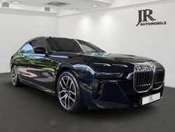 Schwarz Gebraucht 2024 BMW 740 M Sport Limousine | 109.990 €