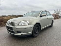 Grau Gebraucht 2006 Toyota Avensis Kombi | 1.700 € (Guter Preis)