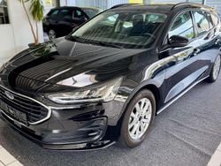 Agate black Gebraucht 2022 Ford Focus Kombi | 20.890 € (Guter Preis)