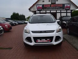 Weiß Gebraucht 2016 Ford Kuga SUV | 11.490 € (Superpreis)
