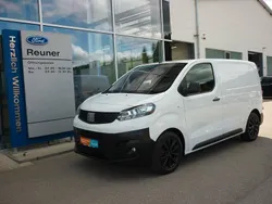 Weiß Gebraucht 2022 Fiat Scudo Van / Kleinbus | 23.450 € (Etwas zu teuer)