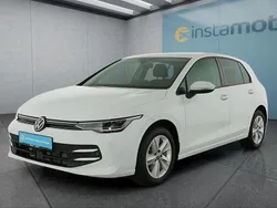 Weiß Gebraucht 2024 VW Golf VIII Kleinwagen | 22.899 € (Guter Preis)