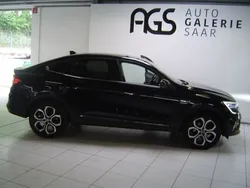 Schwarz Gebraucht 2022 Renault Arkana Intens SUV | 19.999 € (Guter Preis)