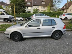 Silber Gebraucht 1999 VW Golf IV Kleinwagen | 700 € (Guter Preis)