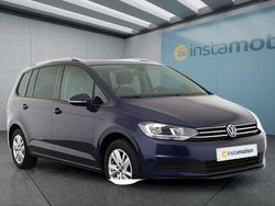 Blau Gebraucht 2024 VW Touran Van / Kleinbus | 33.599 € (Fairer Preis)