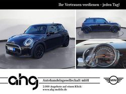 Schwarz Gebraucht 2021 Mini ONE Classic Kleinwagen | 21.930 € (Teuer)