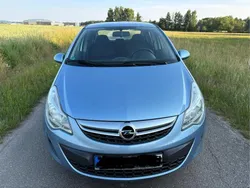 Blau Gebraucht 2013 Opel Corsa Edition Kleinwagen | 3.000 € (Guter Preis)